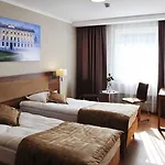 Topaz Centrum 3* פוזנן