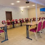 מלון Topaz Centrum 3*