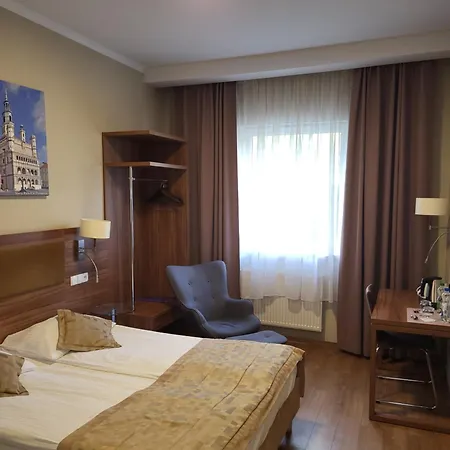 Topaz Centrum 3* Poznań