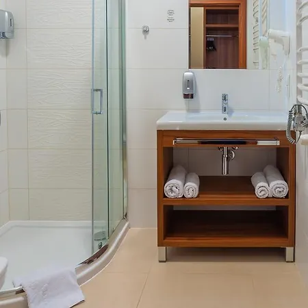 Topaz Centrum 3* Poznań