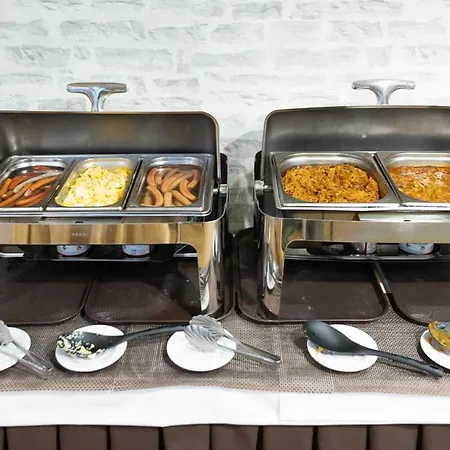 Topaz Centrum 3* Poznan