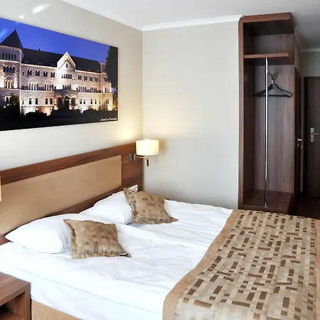 Topaz Centrum Hotell Poznań