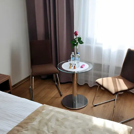 Topaz Centrum 3* Познань