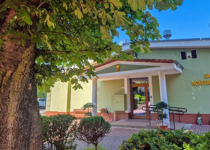 波兹南中心托帕兹酒店 酒店 3*